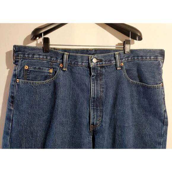 Levi's 550 Relaxed Fit Men's 40x30 Medium Wash Straight Leg Denim Blue Jeans - Picture 5 of 13